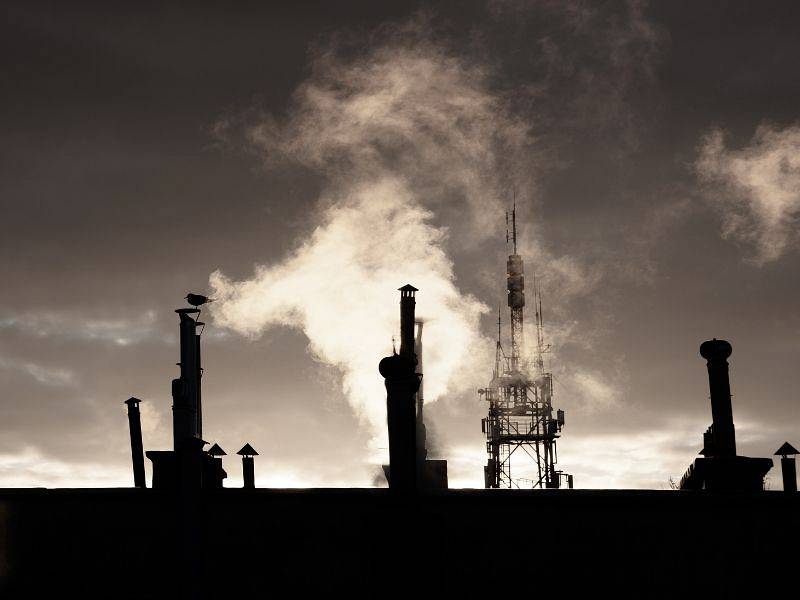 Ślad węglowy pod kontrolą – dekarbonizacja jako kluczowy element raportowania biznesowego