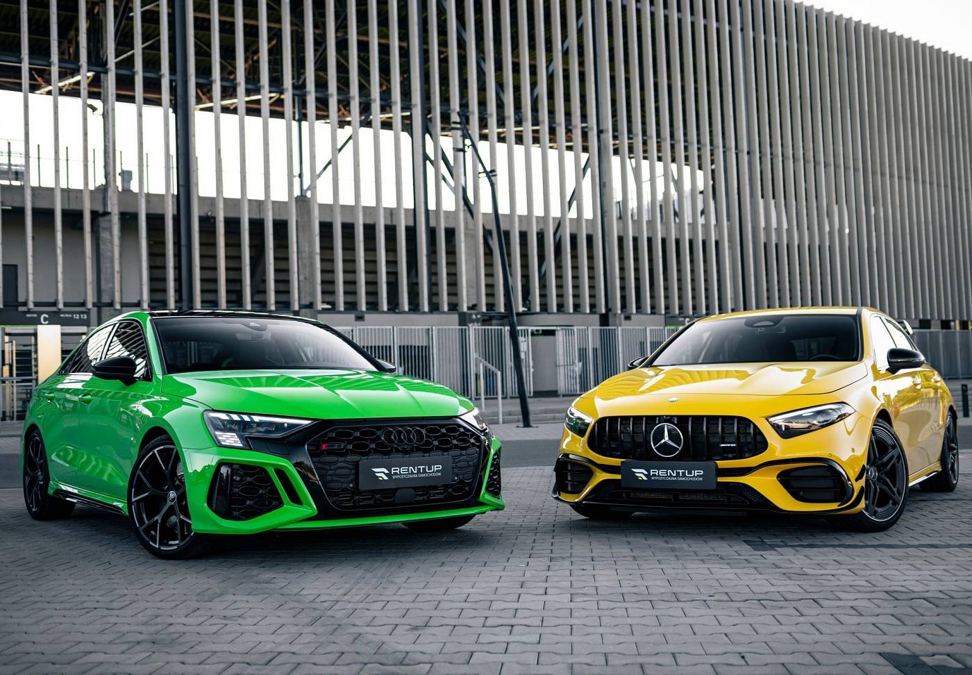 Katowice i Śląsk za kierownicą auta sportowego - trasy, które naprawdę robią wrażenie