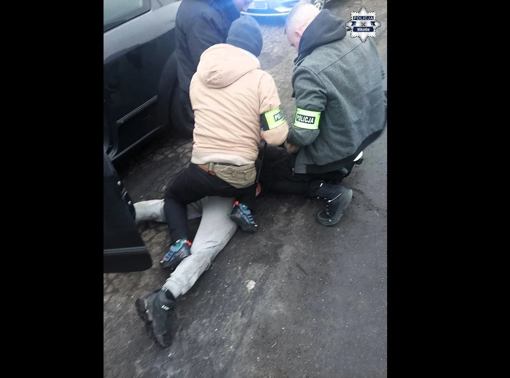 Rozbój w Orzeszu: 28-latek zaatakował mężczyznę za czapkę z barwami klubu piłkarskiego