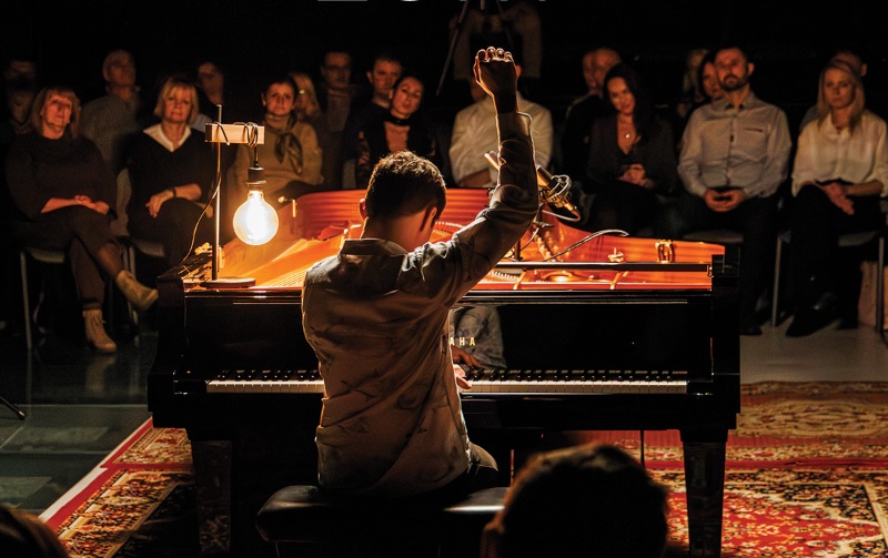 Maciej Tubis Solo Live Piano Day – wyjątkowy koncert w Żorach