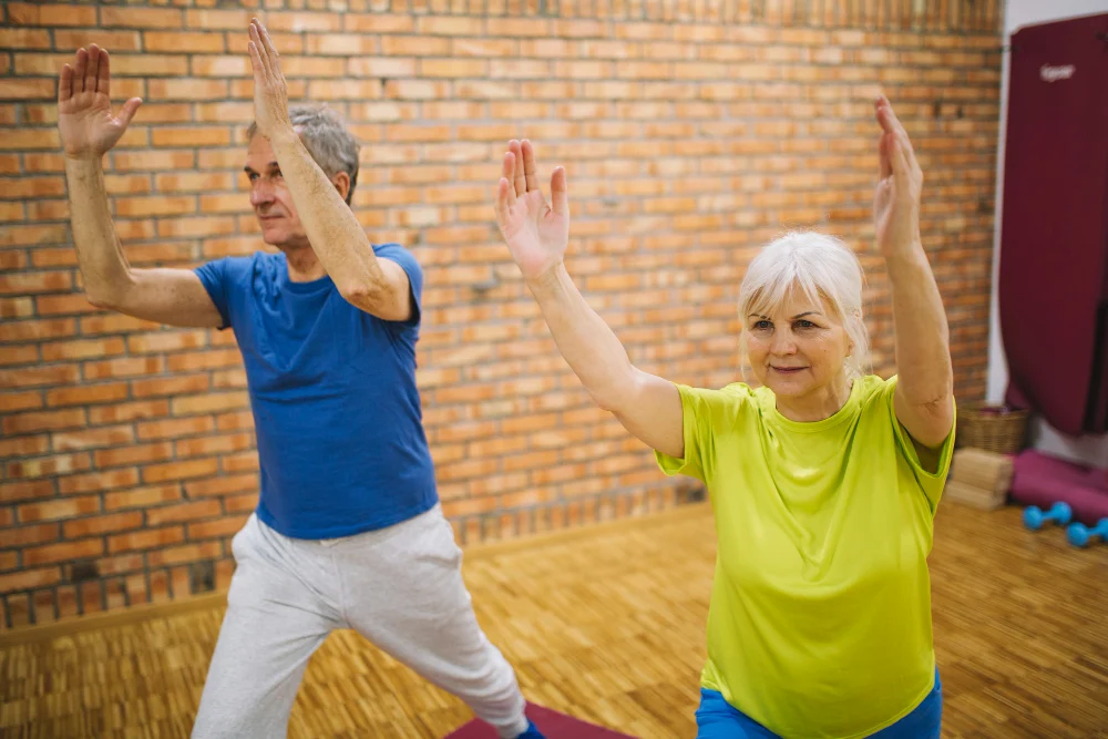 Senior 60+ w Świętochłowicach – ruszają bezpłatne zajęcia sportowe 2026 / fot. Freepik