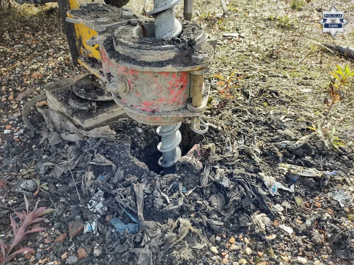 Akt oskarżenia w sprawie nielegalnego składowania odpadów w Bytomiu