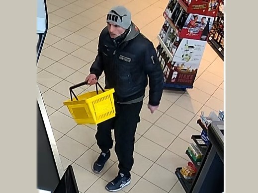 Policja z Pyskowic szuka sprawców kradzieży. Straty ponad 4 tys. zł