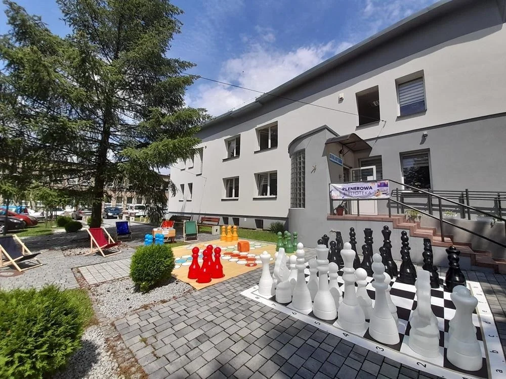 Zmiana godzin otwarcia Miejskiej Biblioteki Publicznej w Orzeszu podczas ferii