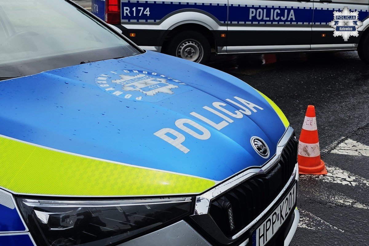 Pijany pieszy potrącony przez samochód w Katowicach. Grozi mu sprawa w sądzie