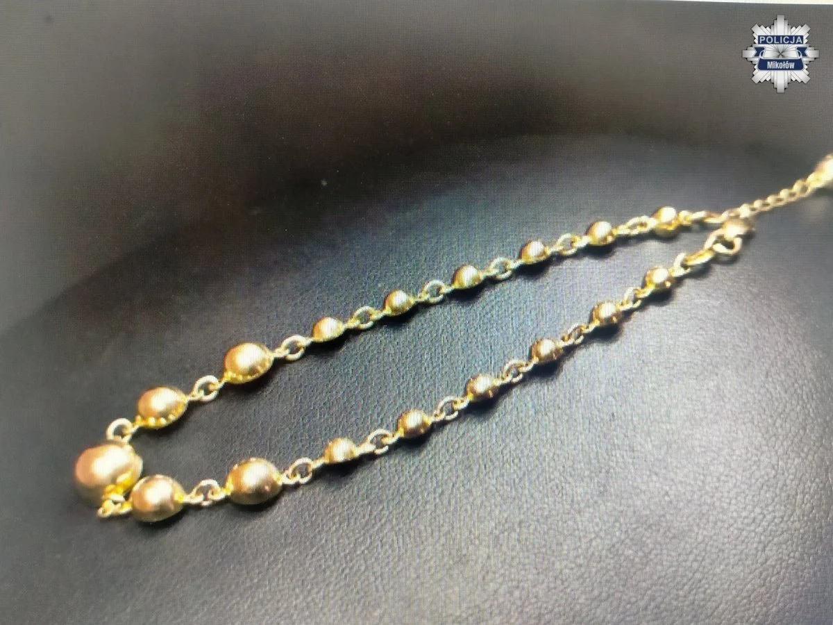 Wypłacali pieniądze z kradzionej karty - odpowiedzą za kradzież z włamaniem