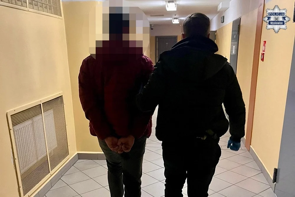 34-latek próbował przekupić policjantów – grozi mu kara za obietnicę korzyści majątkowej