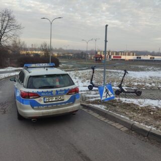 Hulajnogą elektryczną z promilami...