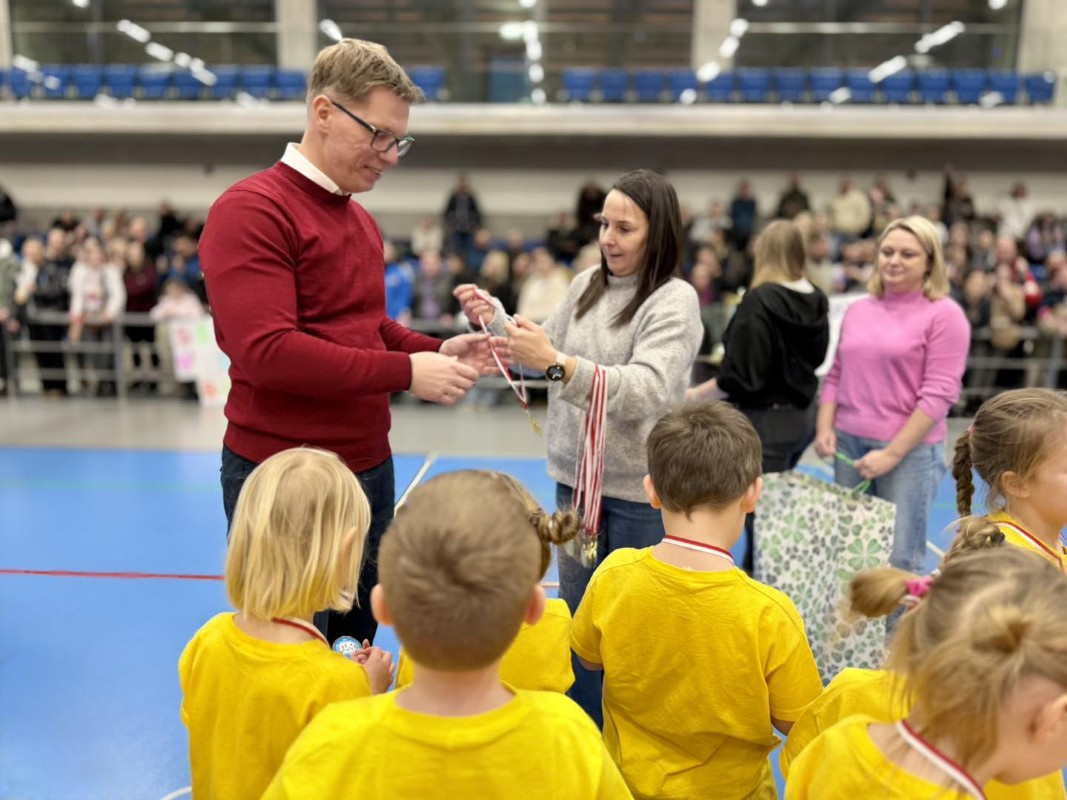 I Igrzyska Zimowe Przedszkolaków w Świętochłowicach. Sport, radość i wielkie emocje [ZDJĘCIA]