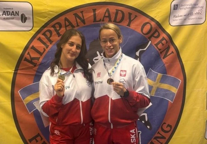 Zapaśniczki rudzkiej „Slavii” wywalczyły medale w Szwecji!