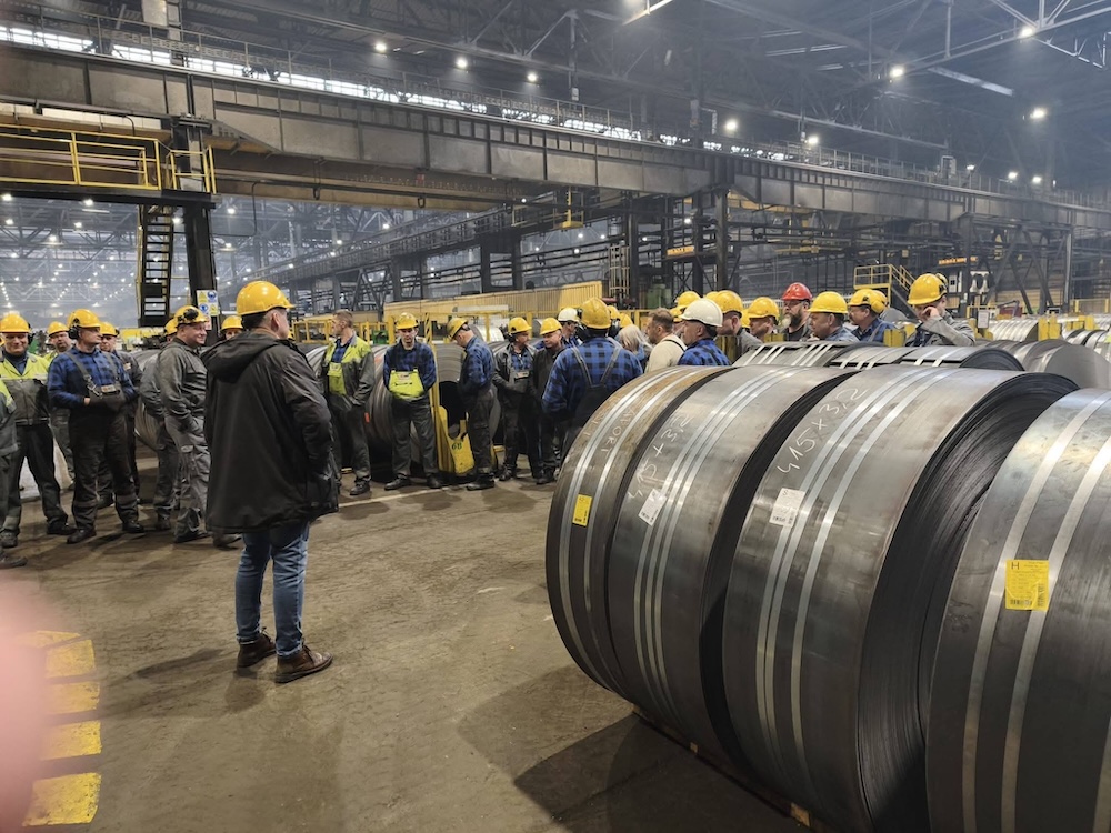 Zerwanie rozmów płacowych w Hucie Pokój Profile – Związki zawodowe nie zgadzają się na podział załogi