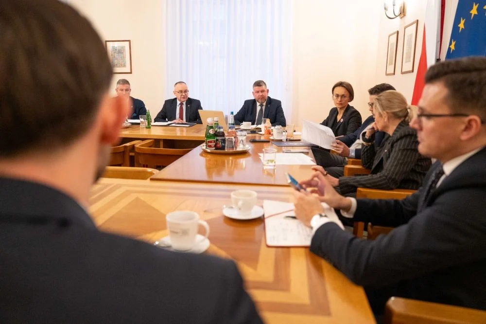 Spotkanie samorządowców w Ministerstwie Edukacji: rozmawiano o wyzwaniach oświatowych w Polsce