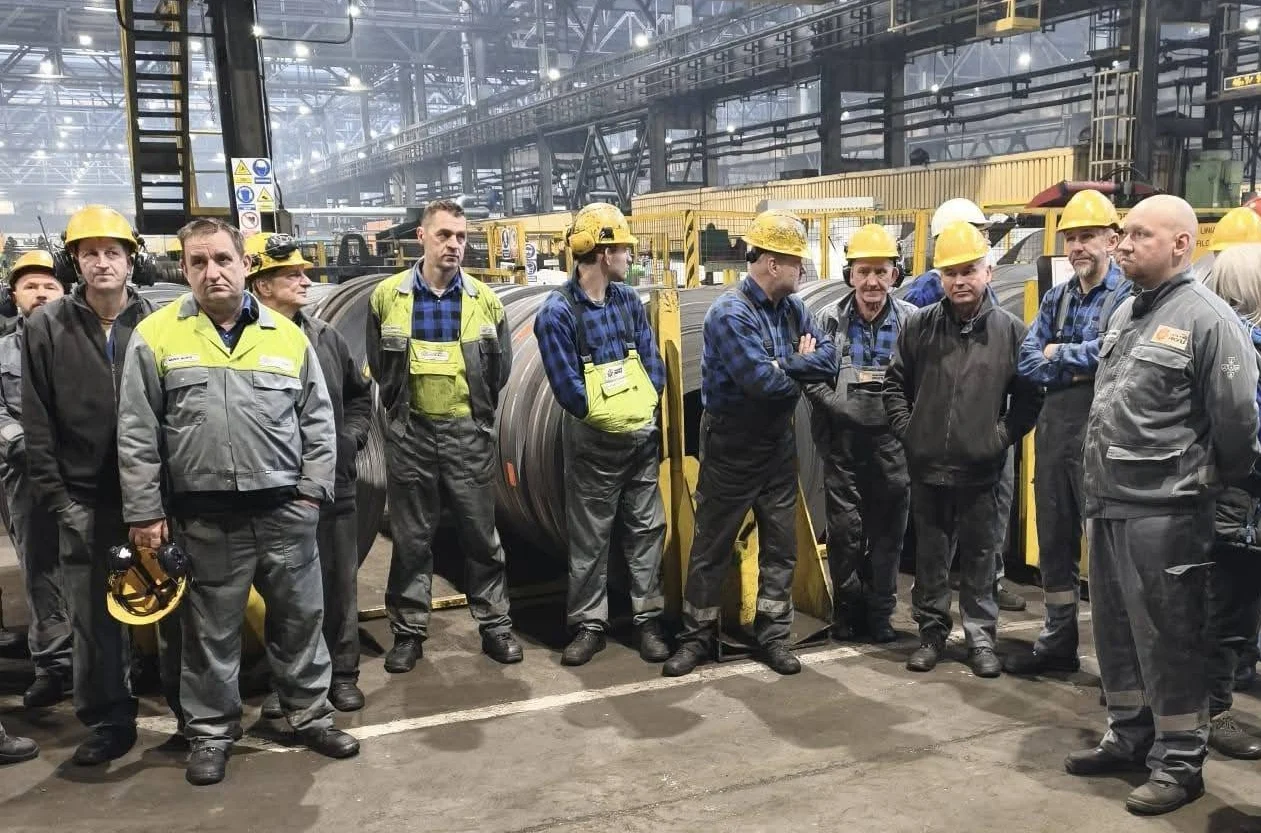 Spór o podwyżki w Hucie Pokój Profile: Zerwanie rozmów i napięta sytuacja negocjacyjna