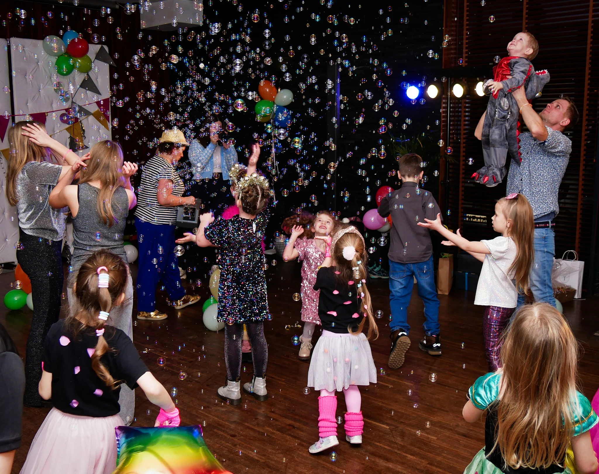 „Disco ponad wszystko” – Bal Karnawałowy Domu Dziecka w Łaziskach Górnych / fot. Aktualności Powiatu Mikołowskiego FB