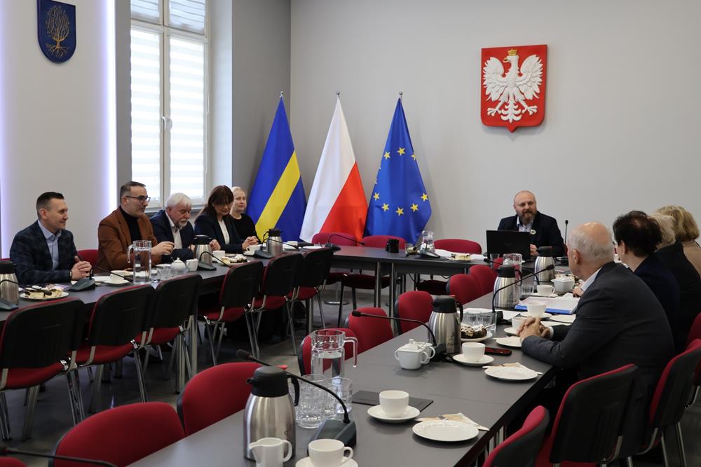 Samorządy G6 o systemowym wsparciu dla osób z niepełnosprawnościami