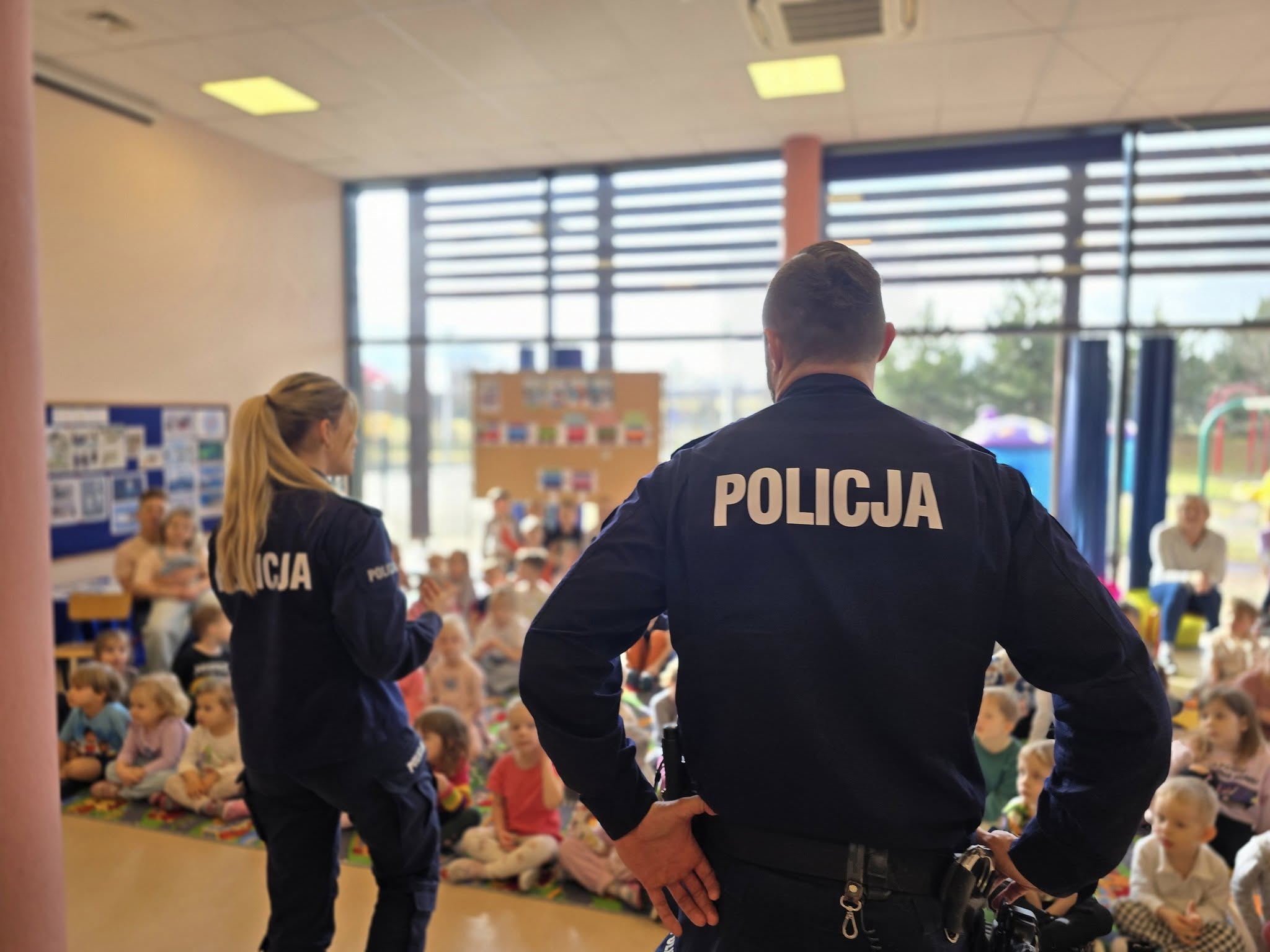 Policjanci odwiedzili przedszkolaki w Mikołowie / fot. KPP Mikołów