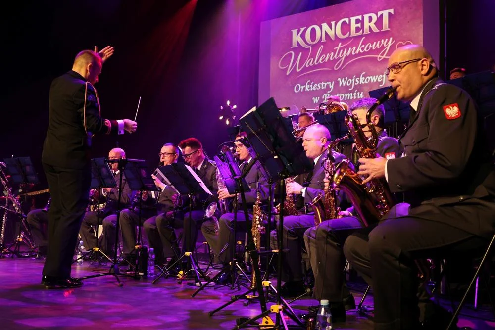 Przeboje o miłości zabrzmiały w MDK w Piekarach Śląskich