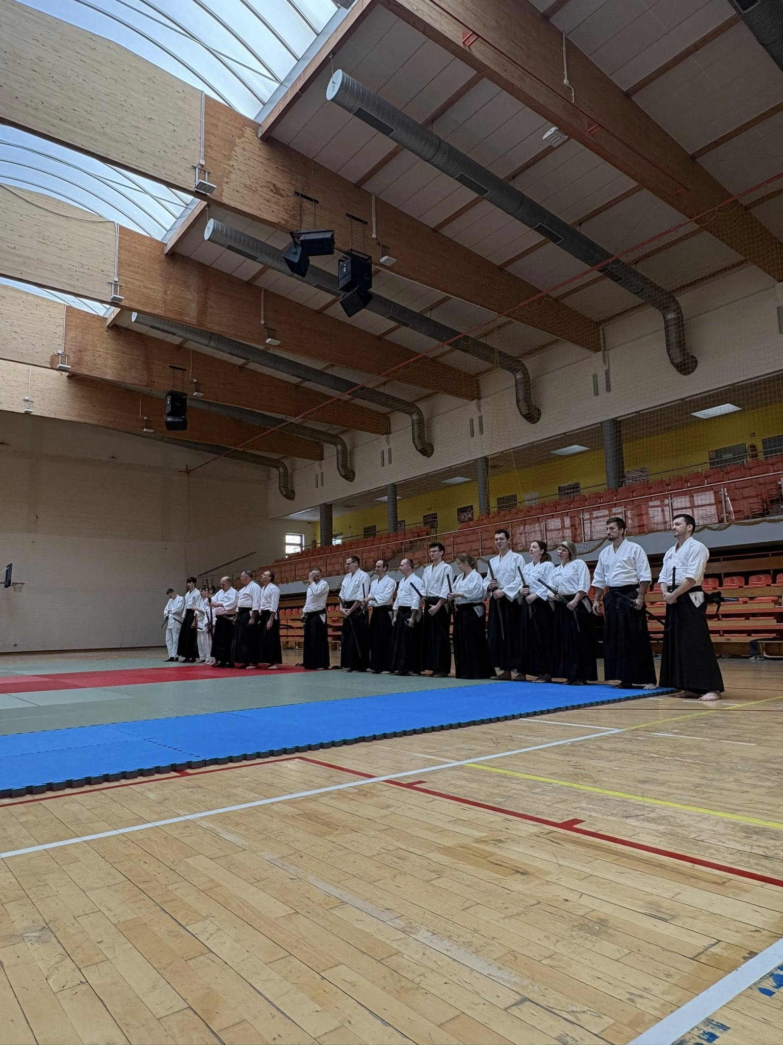 Seminarium z senseiem Jean-Michel Bovio – 30-lecie Mikołowskiego Klubu Aikido / fot. MOSiR Mikołów