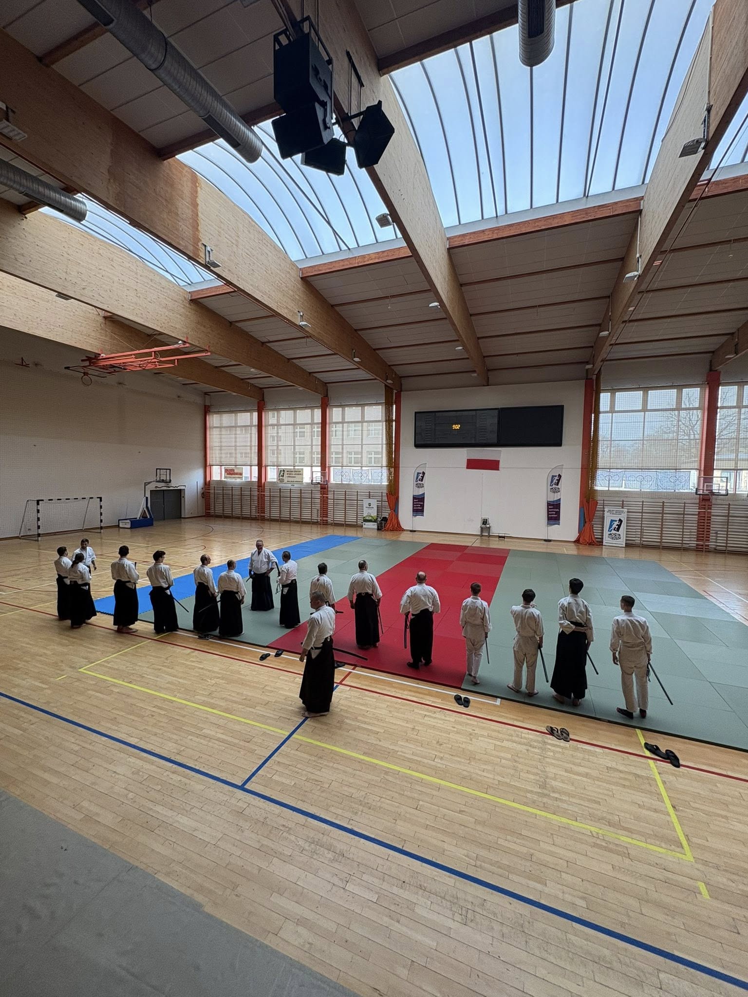 Seminarium z senseiem Jean-Michel Bovio – 30-lecie Mikołowskiego Klubu Aikido / fot. MOSiR Mikołów