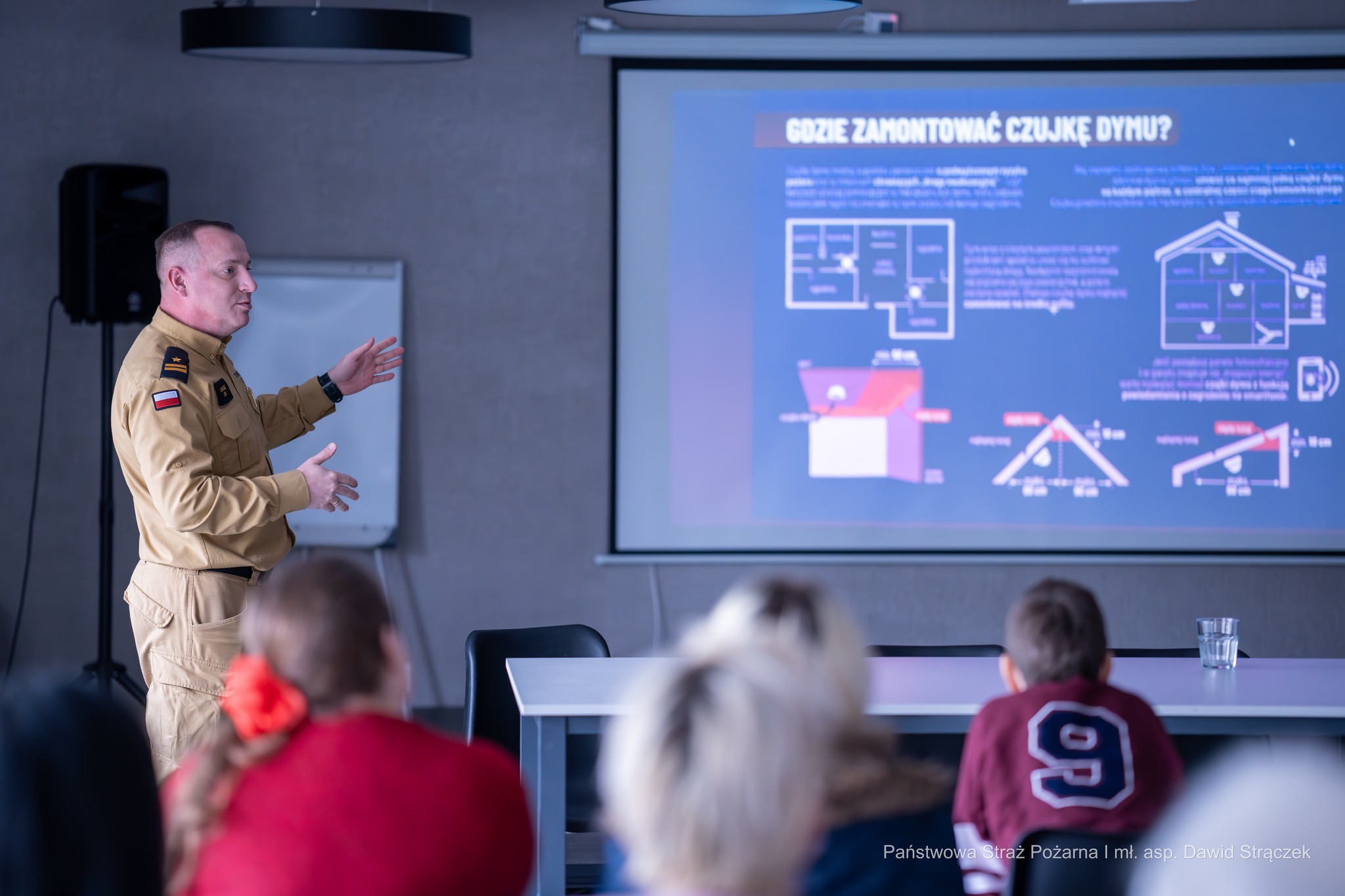 PSP i Centrum Usług Społecznych w akcji na rzecz bezpieczeństwa mieszkańców / fot. mł. asp. Dawid Strączek