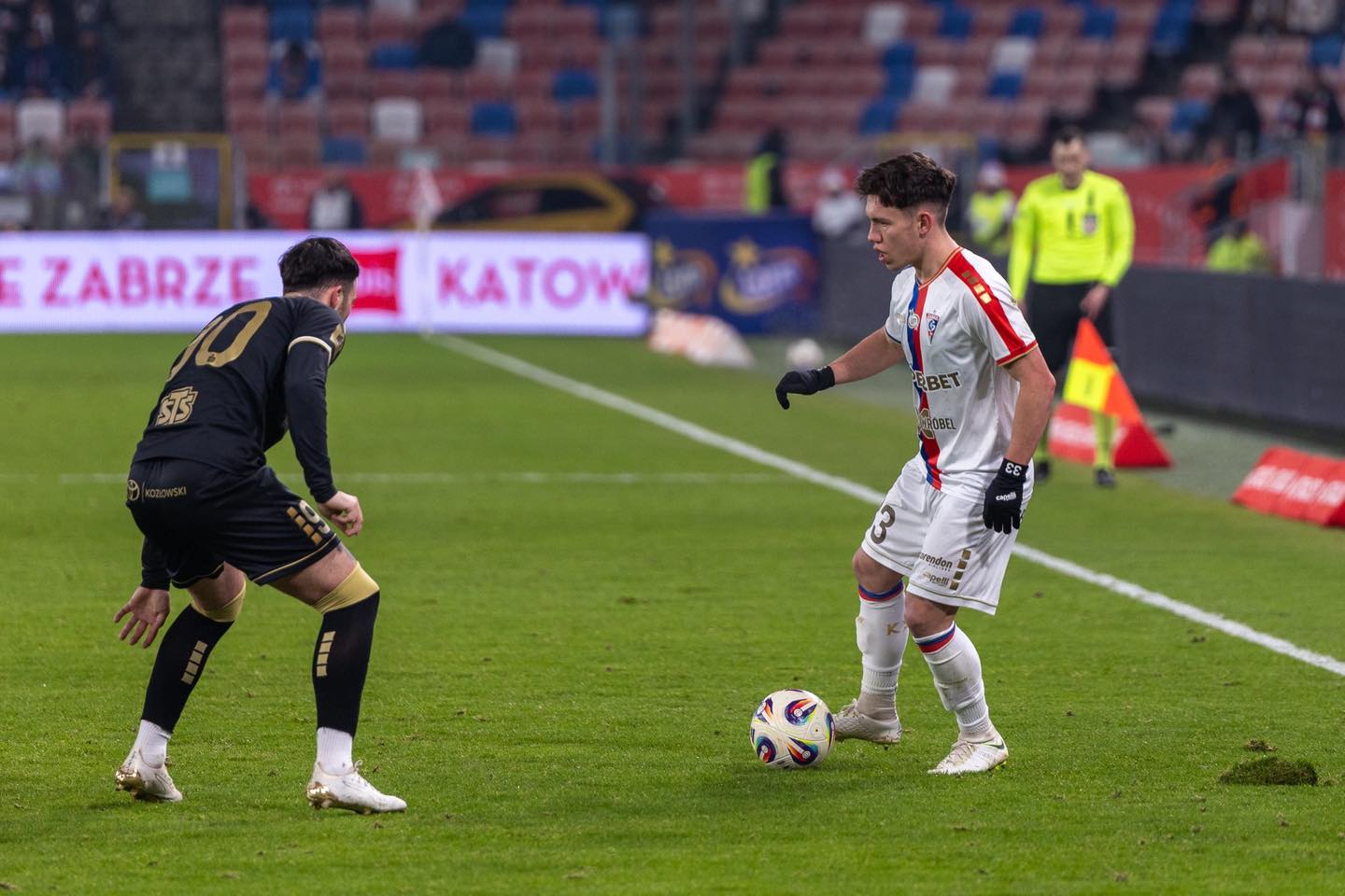 Porażka Górnika na Arenie Zabrze. Pogoń wywiozła trzy punkty / fot. UM Zabrze