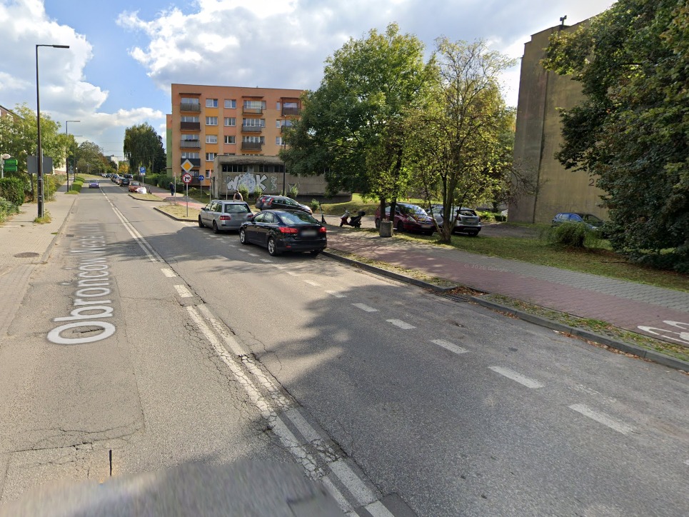 Nowa nawierzchnia i krawężniki. Ul. Obrońców Westerplatte do modernizacji