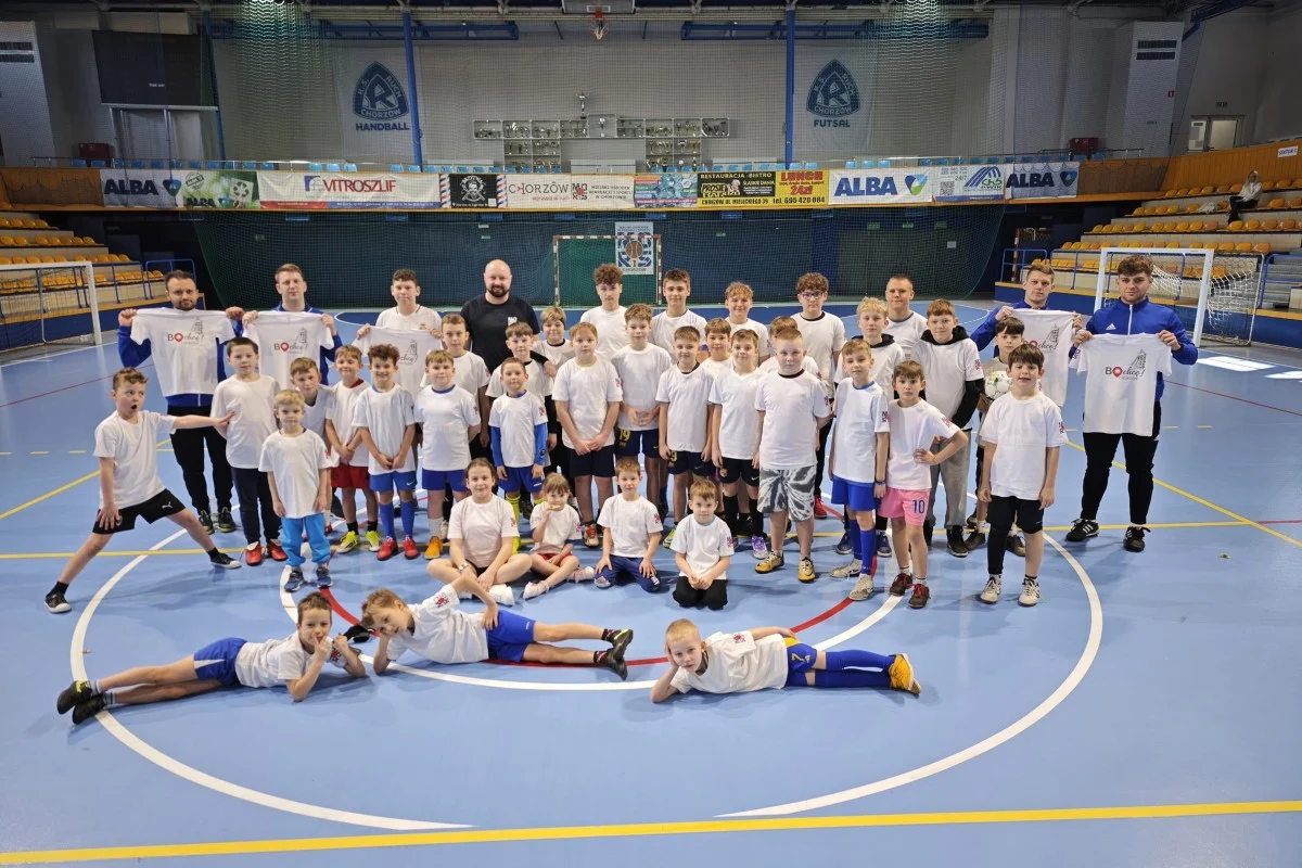 Otwarty Turniej Piłki Nożnej w Chorzowie. Hala MORiS pełna emocji / fot. MORiS Chorzów FB