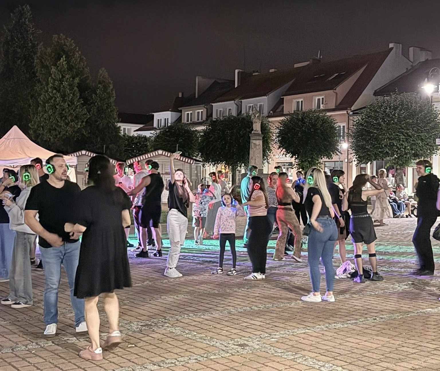 Silent Disco wraca na Rynek w Żorach. Dwie daty w wakacje 2026