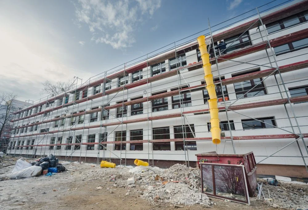 Termomodernizacja Szkoły Podstawowej nr 8: Jak przebiegają prace?