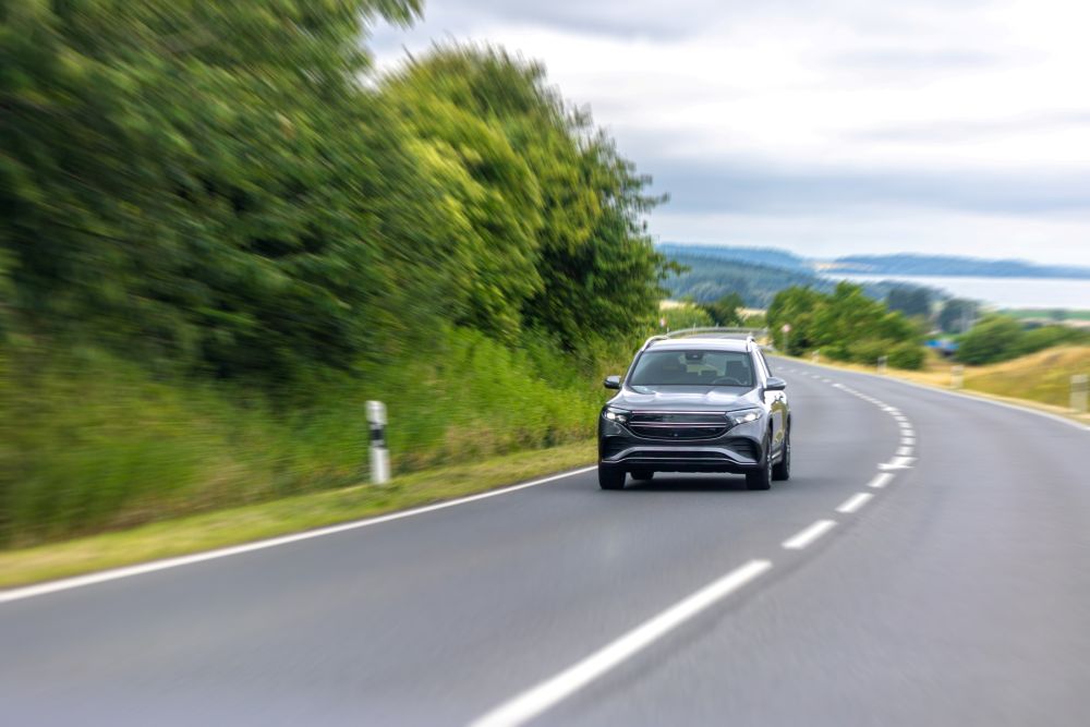 Auto hamuje gorzej? Co kupić, zanim zrobi się niebezpiecznie
