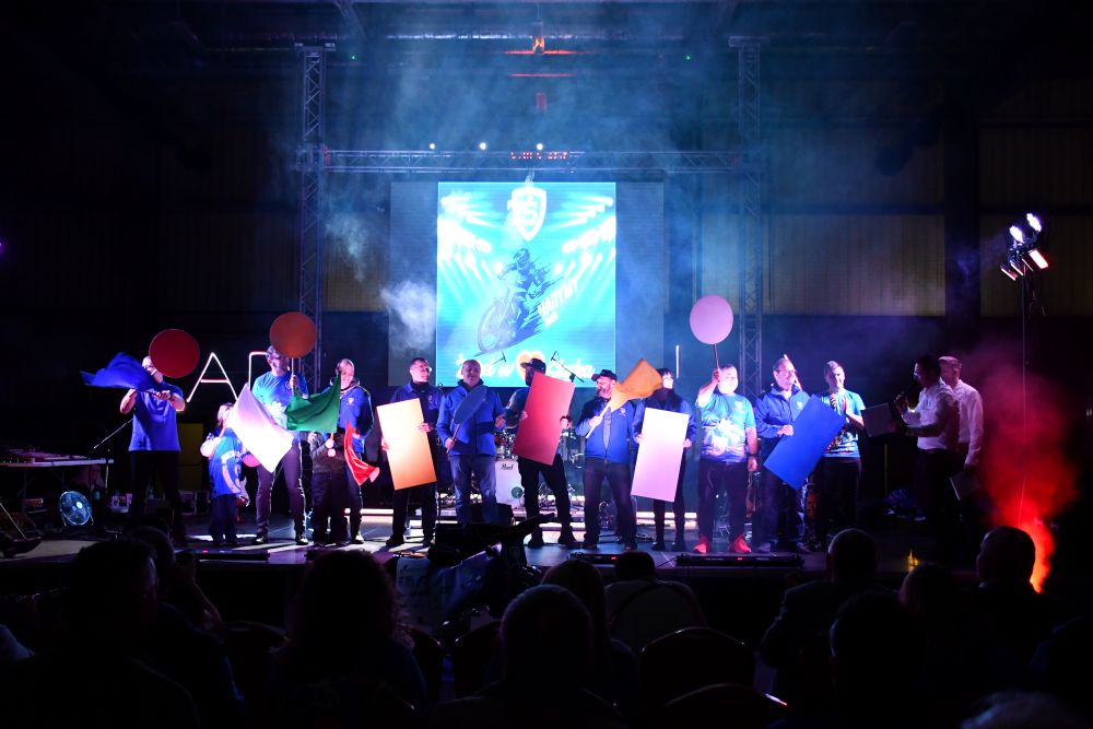 prezentacja zuzel (16)