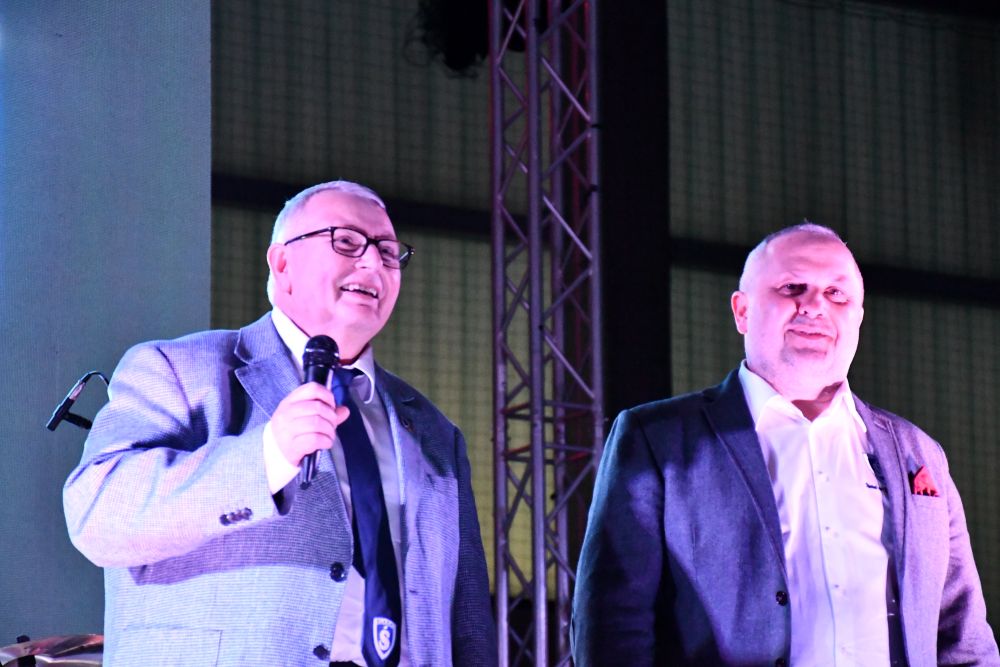 prezentacja zuzel (3)