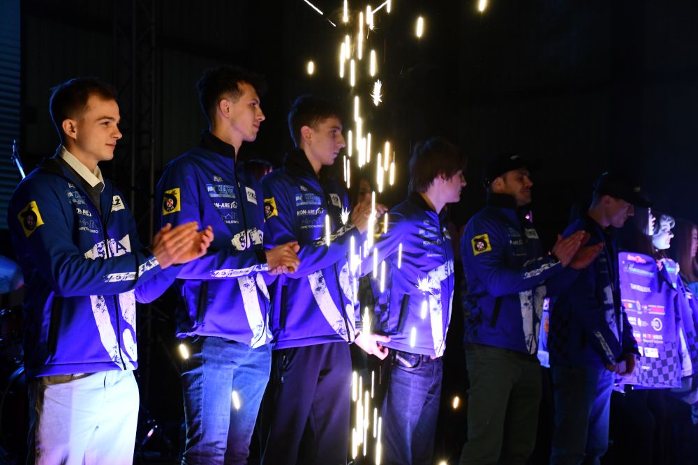 prezentacja zuzel (39)