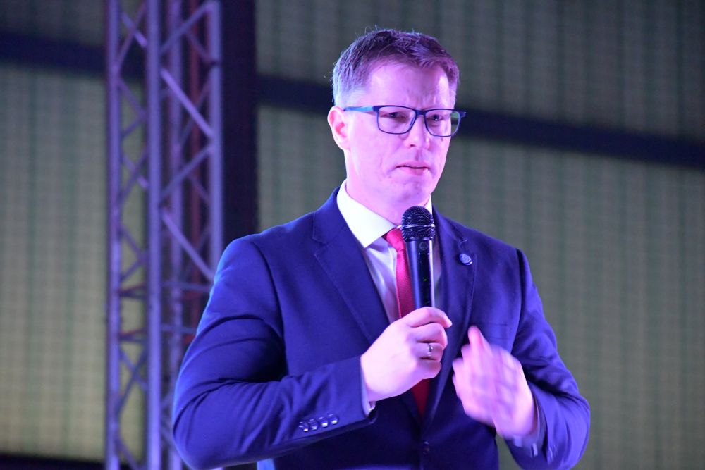 prezentacja zuzel (4)