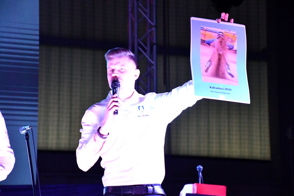 prezentacja zuzel (9)