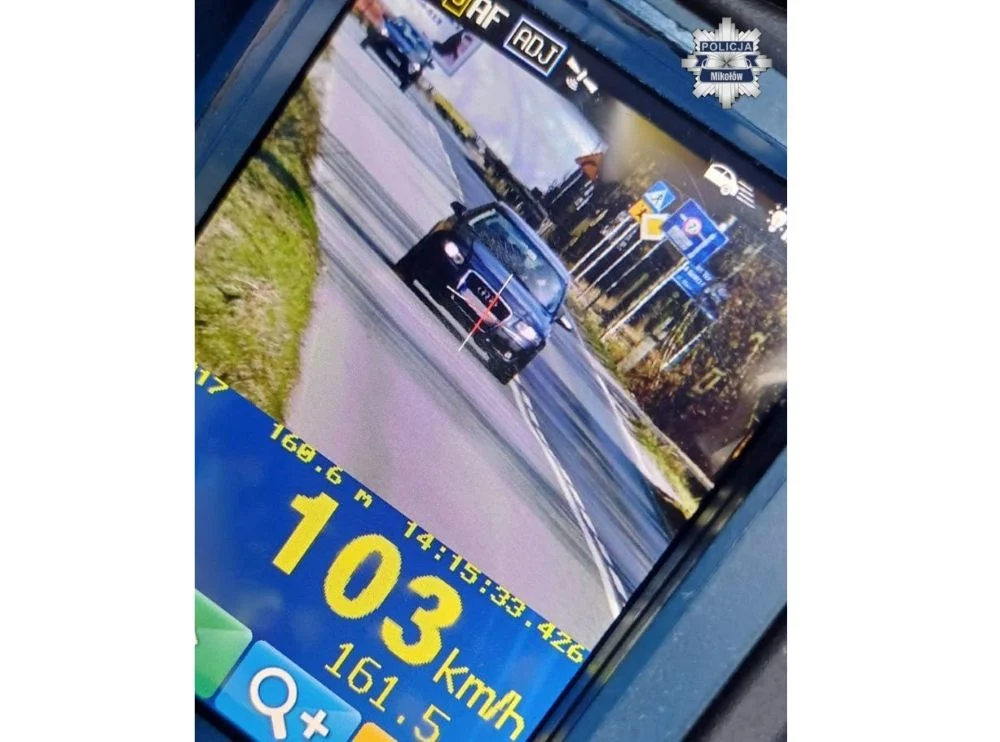 Zatrzymane prawo jazdy za przekroczenie prędkości o 53 km/h. Młody mężczyzna ukarany