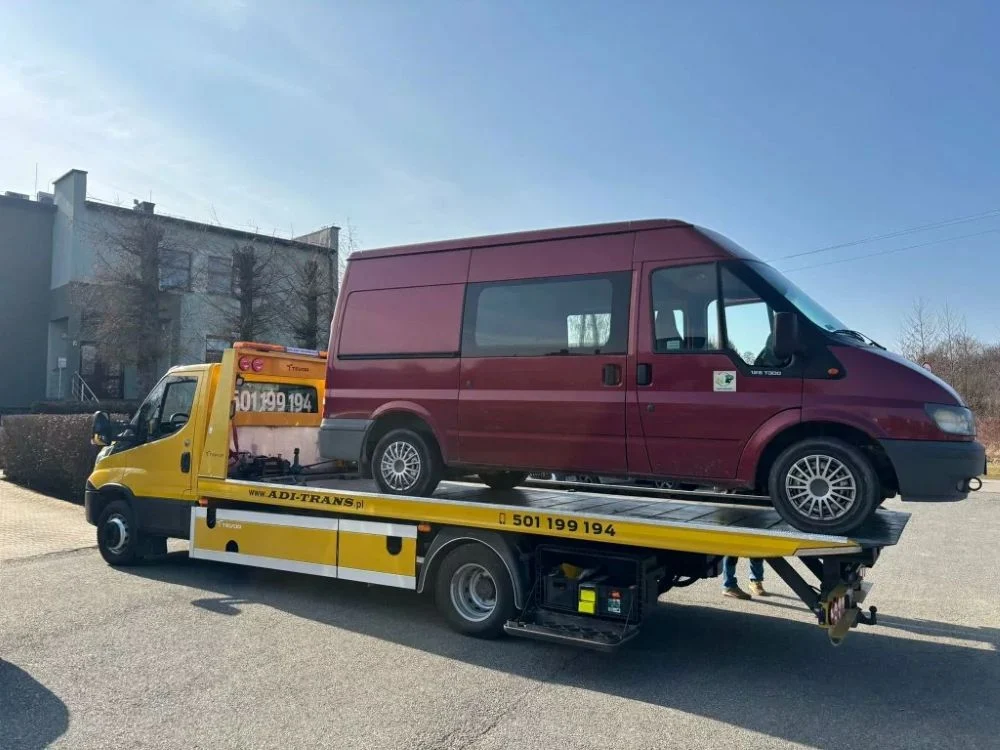 Porzucone samochody znikają z ulic. Nowe działania w zakresie oczyszczania przestrzeni