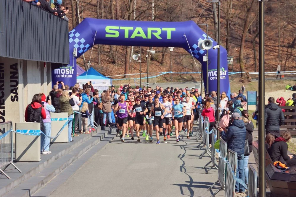 Blisko 300 osób na starcie. Błękitna Wstęga Balatonu ponownie przyciągnęła tłumy