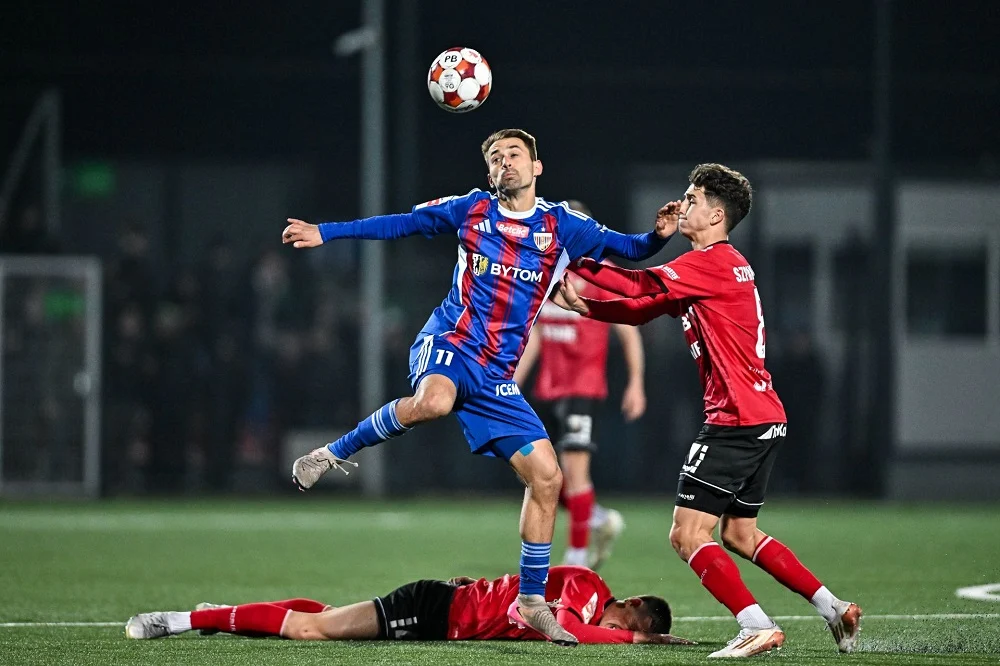 Remis GKS-u Tychy z Polonią Bytom. Decydujący gol Damiana Kądziora