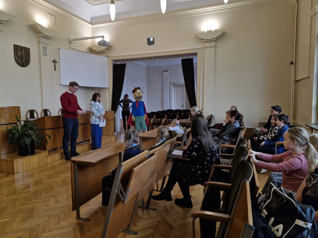 Konkurs "Niebieski wkracza do miasta" - uczniowie i przedszkolaki pokazali ekologiczną moc / fot. UM Świętochłowice