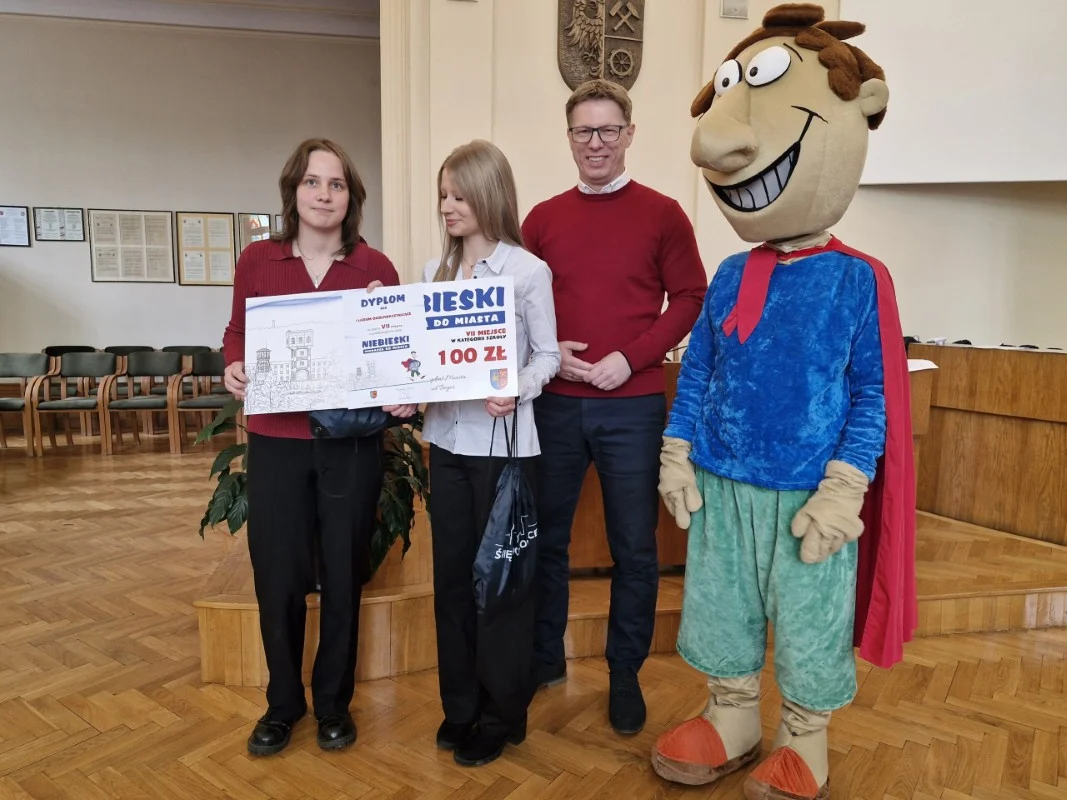 Konkurs "Niebieski wkracza do miasta" - uczniowie i przedszkolaki pokazali ekologiczną moc / fot. UM Świętochłowice