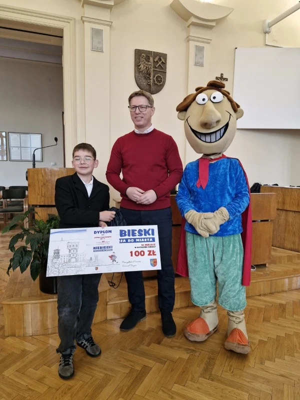 Konkurs "Niebieski wkracza do miasta" - uczniowie i przedszkolaki pokazali ekologiczną moc / fot. UM Świętochłowice