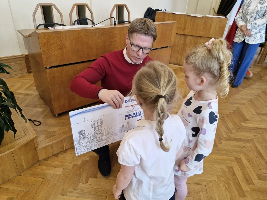 Konkurs "Niebieski wkracza do miasta" - uczniowie i przedszkolaki pokazali ekologiczną moc / fot. UM Świętochłowice