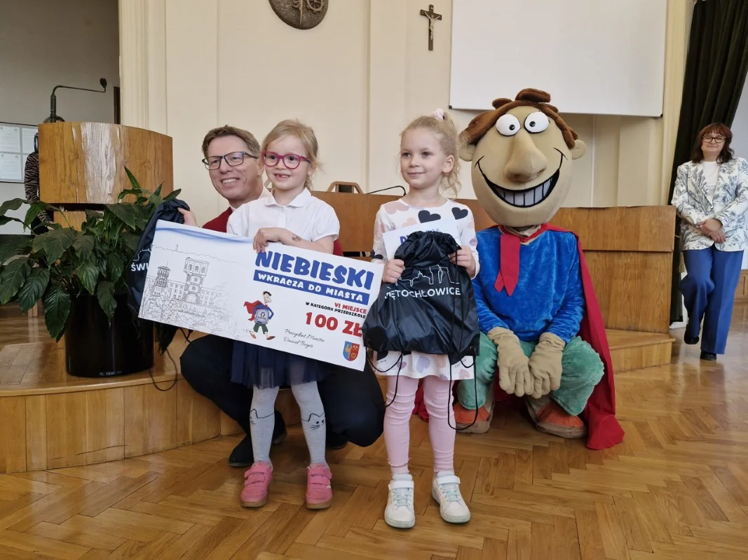 Konkurs "Niebieski wkracza do miasta" - uczniowie i przedszkolaki pokazali ekologiczną moc / fot. UM Świętochłowice