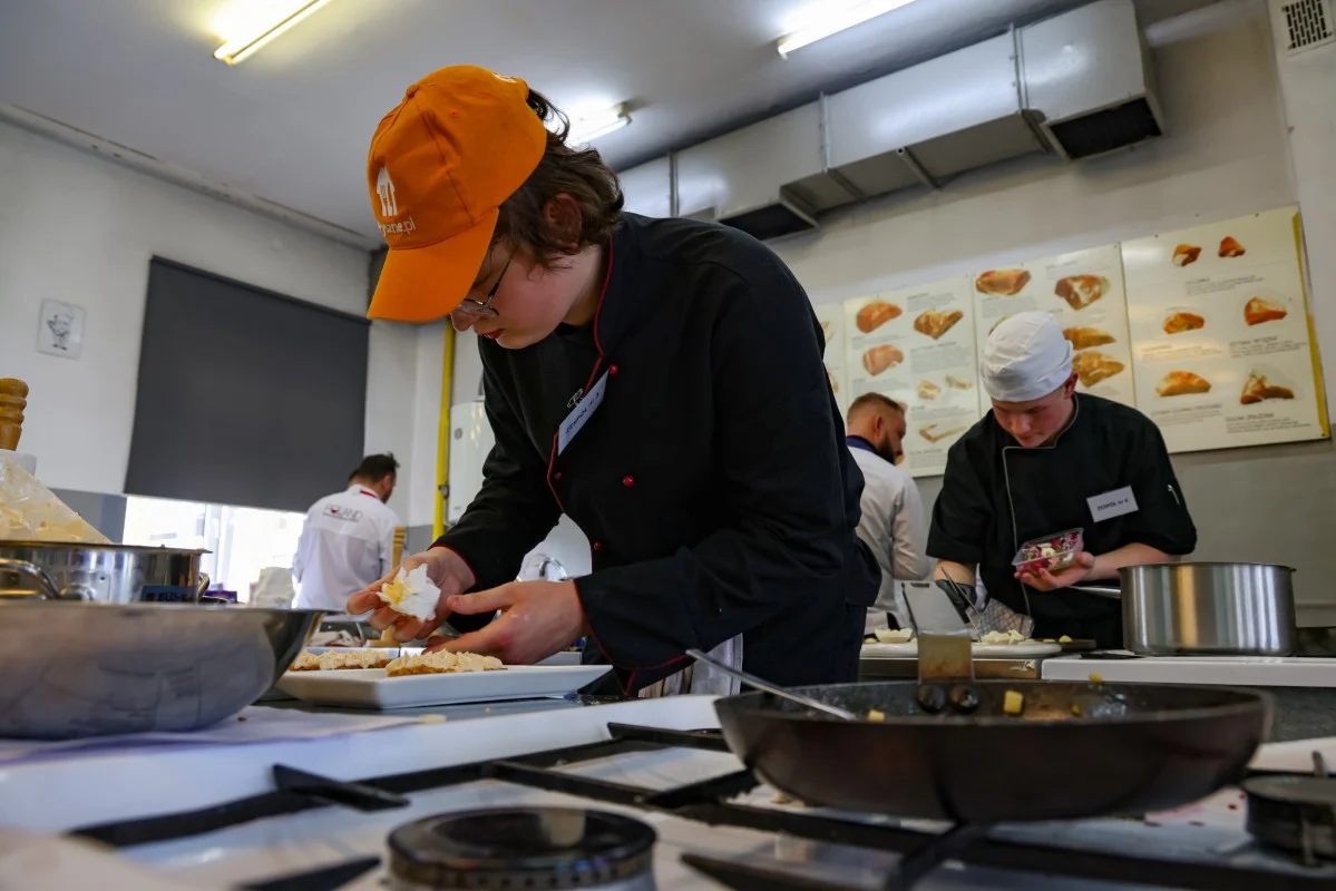 Młodzi kucharze rywalizowali w Sosnowcu. Znamy zwycięzców prestiżowego konkursu / fot. CKZiU