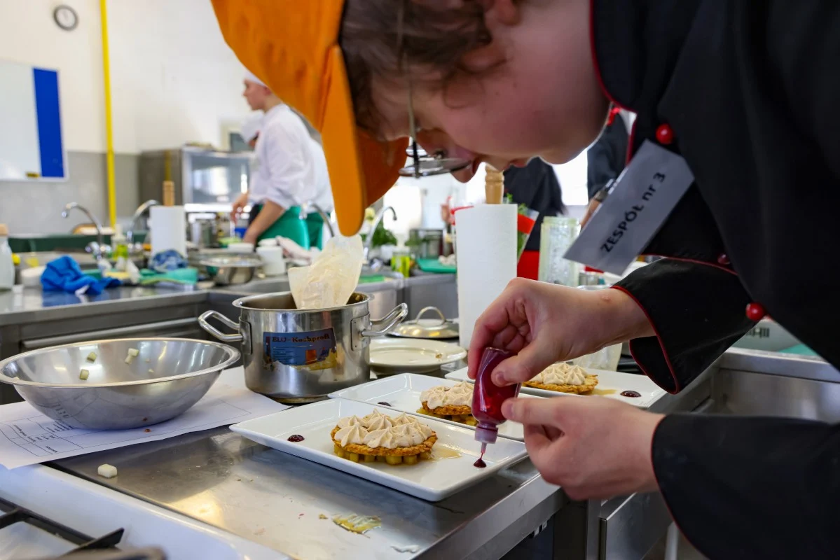 Młodzi kucharze rywalizowali w Sosnowcu. Znamy zwycięzców prestiżowego konkursu / fot. CKZiU