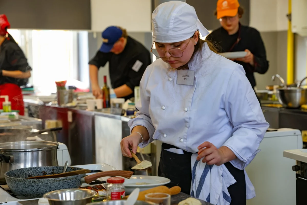 Młodzi kucharze rywalizowali w Sosnowcu. Znamy zwycięzców prestiżowego konkursu / fot. CKZiU