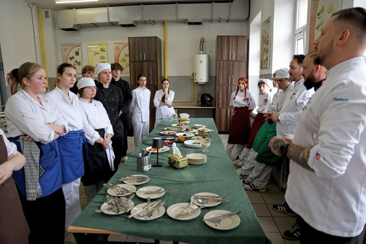 Młodzi kucharze rywalizowali w Sosnowcu. Znamy zwycięzców prestiżowego konkursu / fot. CKZiU