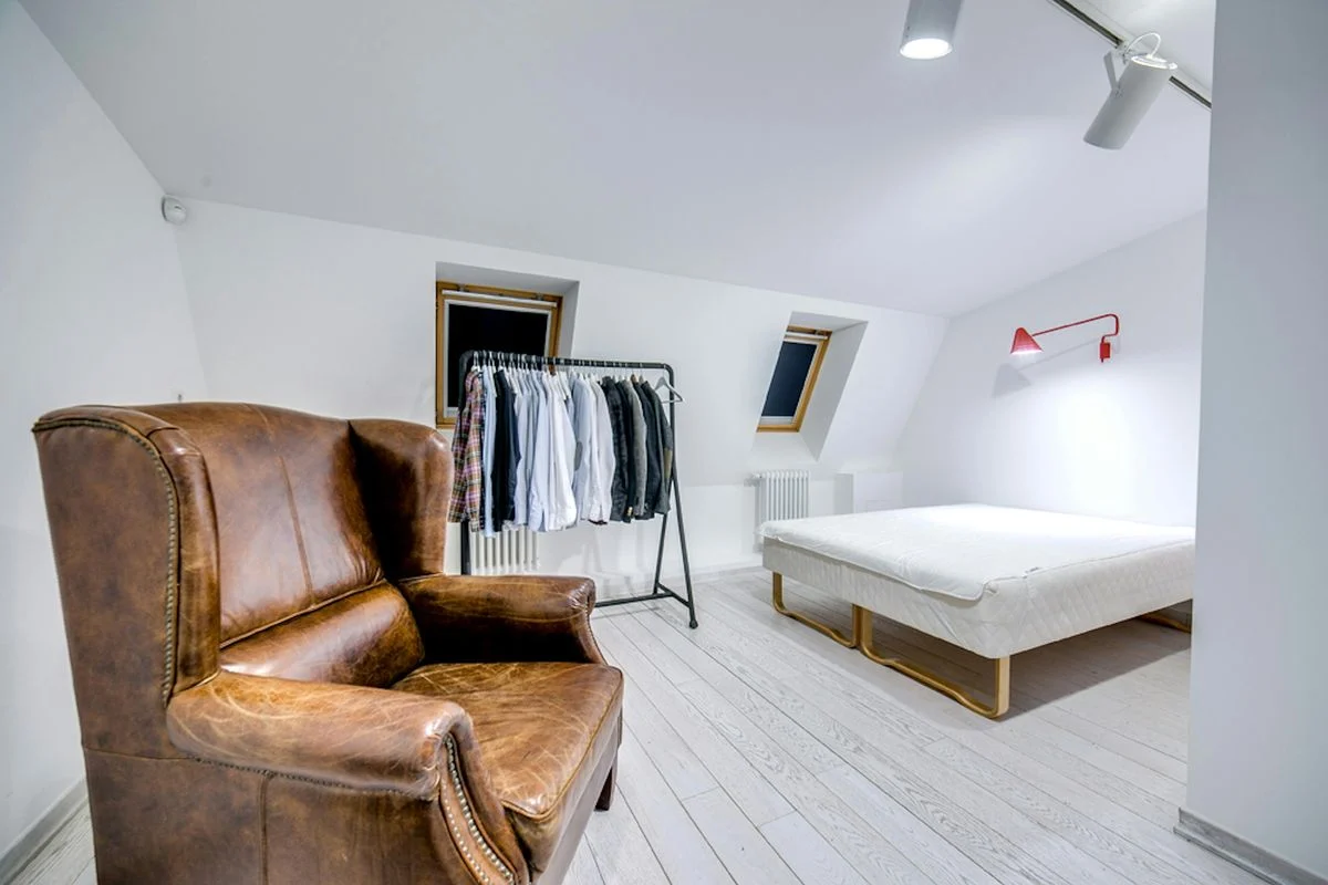 Jak utrzymać pokój wolnym od pleśni? Sprawdzone sposoby na zdrową przestrzeń!