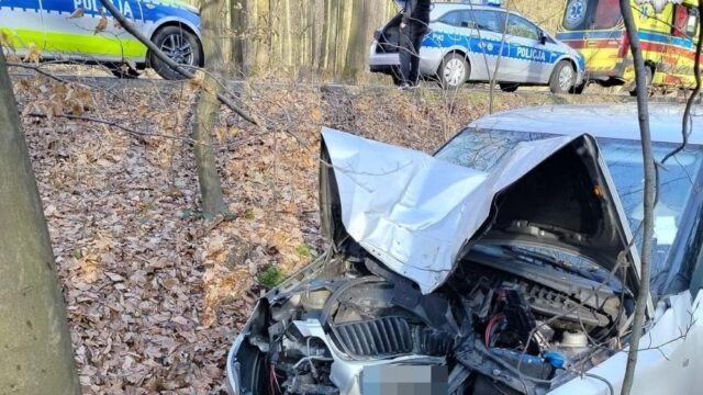 Dwie groźne kolizje w piątkowe popołudnie. Policja ostrzega kierowców